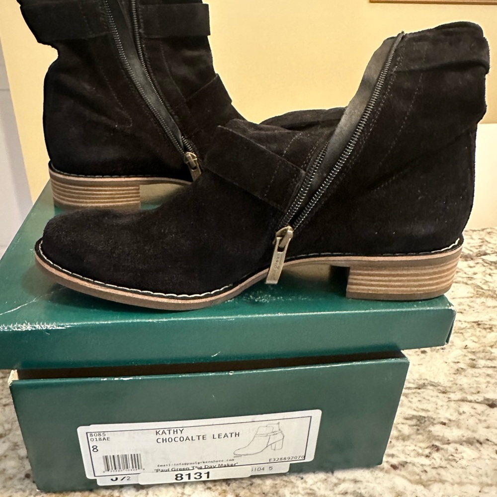 Paul Green (black) leather boot Size 8 (eur 5.5) NWT in box